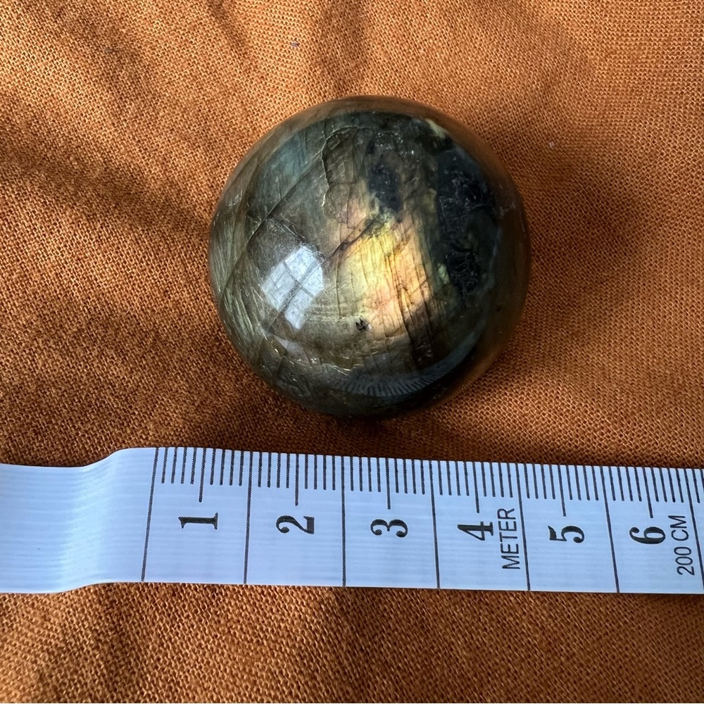 Labradorite sphere B - Picture 5 of 7